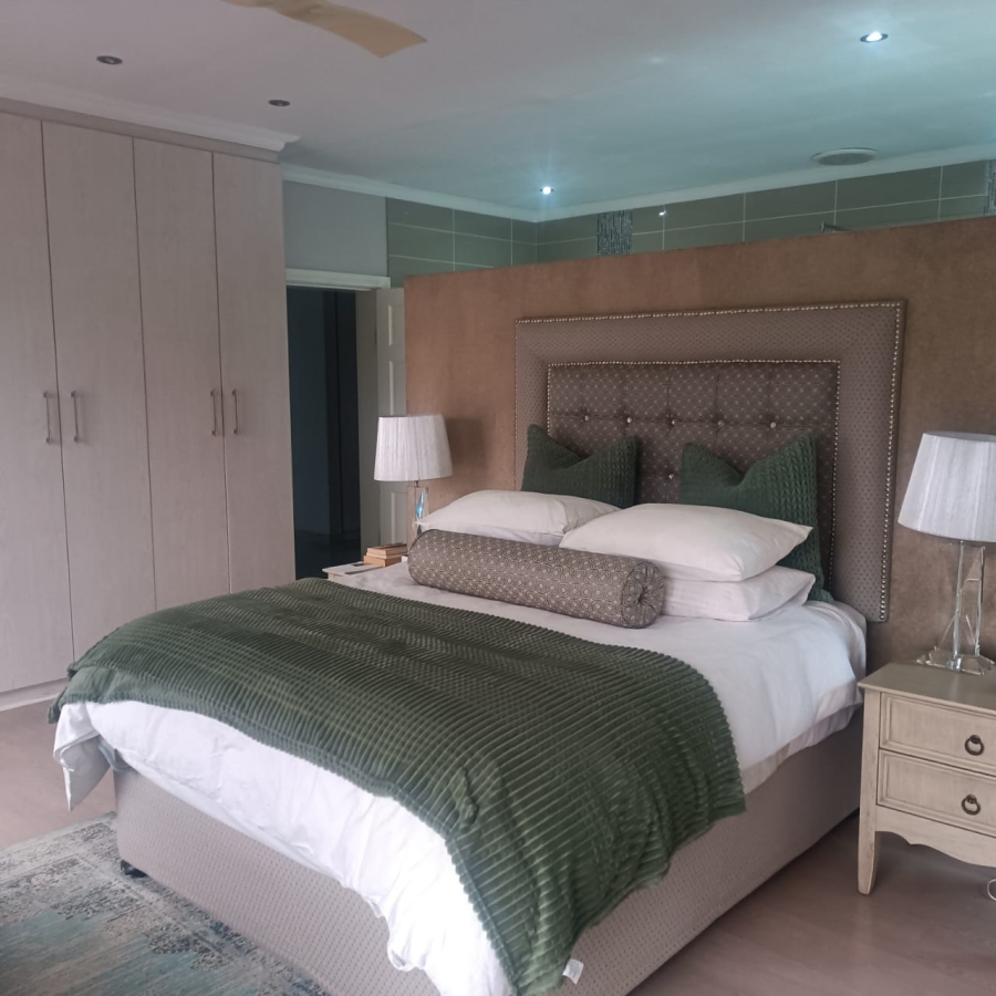 4 Bedroom Property for Sale in Beacon Bay Eastern Cape